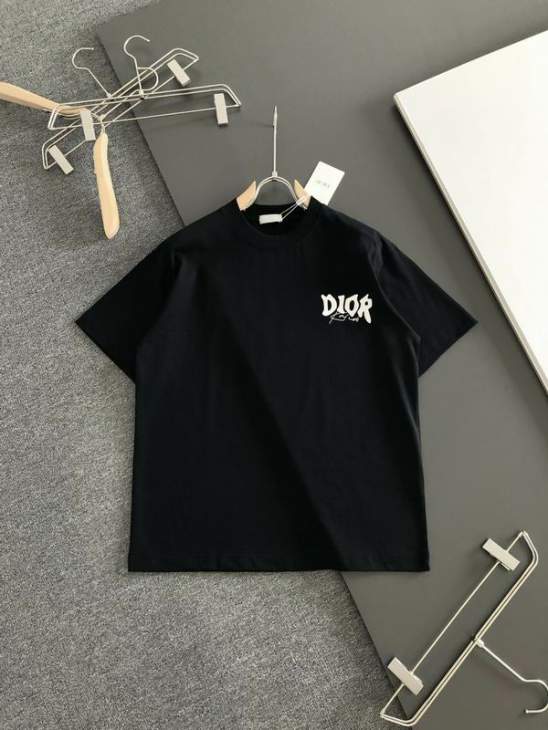 Picture of Dior T Shirts Short _SKUDiorS-2XLtltx9715963